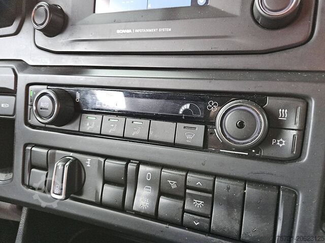 Standaard trekker SCANIA S450 RETARDER 2X TANK