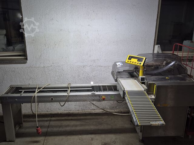 Balička se stretch fólií Walstar Waldyssa W33 & B 188