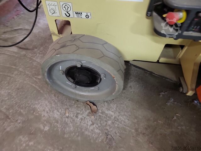 Schaarheftafel JLG 3246ES