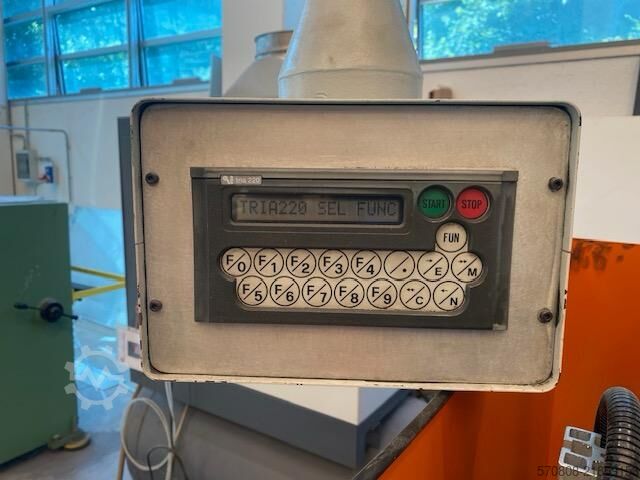 ROMEC press brake 4000 x 125 ton with visual display ROMEC 4000 X  125 TON