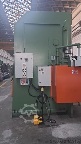 ROMEC press brake 4000 x 125 ton with visual display ROMEC 4000 X  125 TON