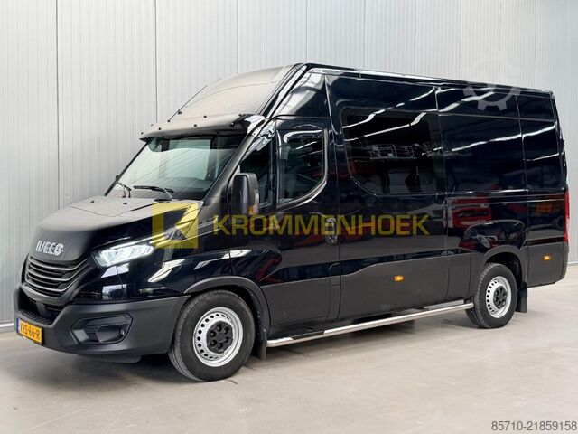 Delivery van Iveco 35 S 18 Mobiele werkplaats
