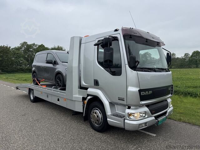 Daf LF 45.180 mit Tijhof-Aufbau, Baujahr 2006, 4x2, Autotransporter - Euro 3 - Klimaanlage - Seilwin DAF LF 45.180 Tijhof opbouw 2006 4X2 Auto Transporter  - Euro 3 - Airco - Lier - APK 12-2026
