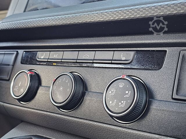 Bestelauto VOLKSWAGEN TRANSPORTER 2.0 TDI L2H1 Navi Trekhaak