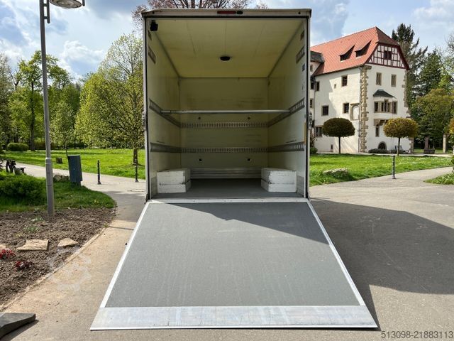Furgone chiuso VOLKSWAGEN CRAFTER 2.0TDI XXXL KOFFER RAMPE KAMERA 177 PS