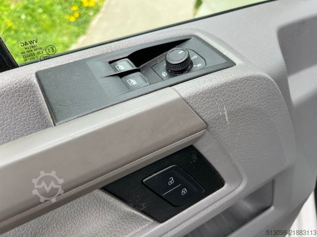 Furgone chiuso VOLKSWAGEN CRAFTER 2.0TDI XXXL KOFFER RAMPE KAMERA 177 PS
