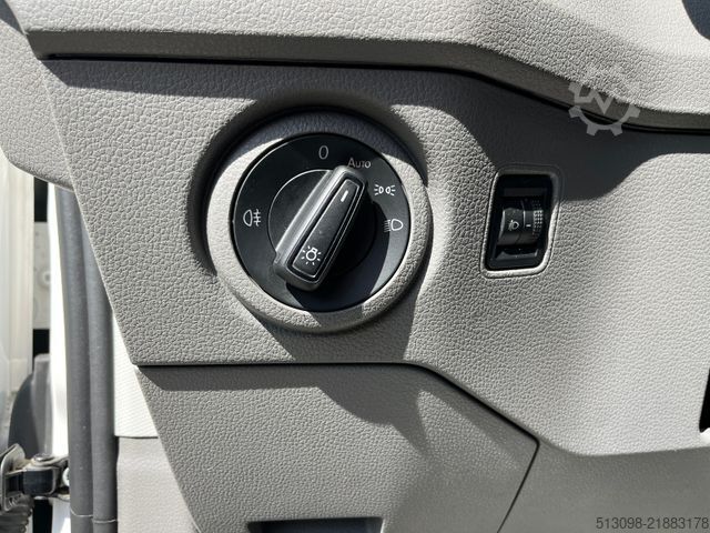 Furgone chiuso VOLKSWAGEN CRAFTER 2.0TDI XXXL KOFFER RAMPE KAMERA 177 PS