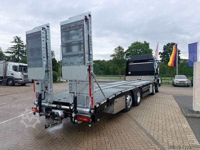 Camion à usage spécial MAN Baumaschinen Maschinentransporter mit Rampen