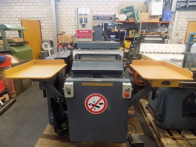 Lyukasztó tégely Gietz