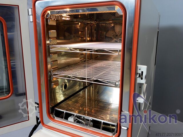 Climate test chamber 335 liters with humidity Vötsch VCS³ 7034-5 -70°C bis +180°C