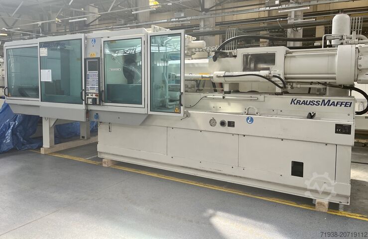 Injection molding machine KraussMaffei KM 350-2700 C2+