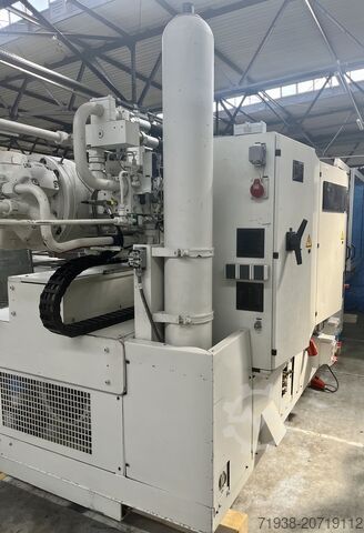 Injection molding machine KraussMaffei KM 350-2700 C2+