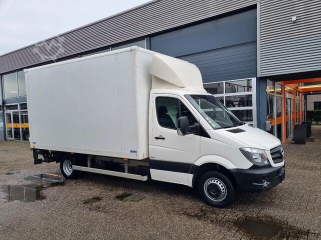 Closed box Mercedes-Benz Sprinter 513 CDI Koffer 21kub 130 pk Euro 5B GV...