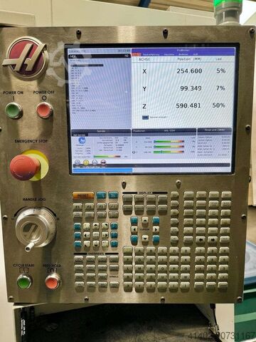 Bearbetningscenter / 1350 spindeltimmar. Haas VF 3