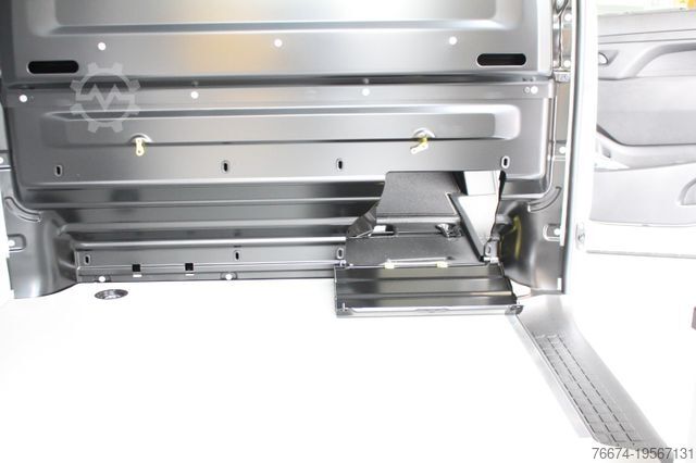 Dobozos furgon OPEL Vivaro Lang Klima Kamera Bluetooth