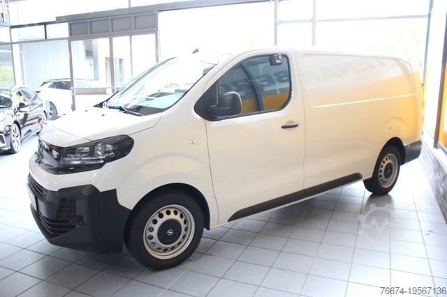 Dobozos furgon OPEL Vivaro Lang Klima Kamera Bluetooth