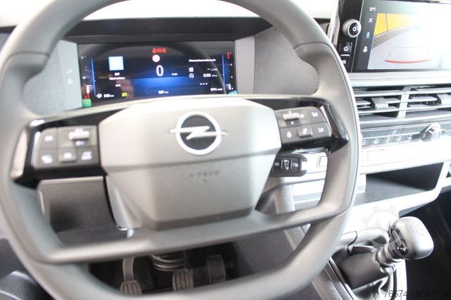Dobozos furgon OPEL Vivaro Lang Klima Kamera Bluetooth