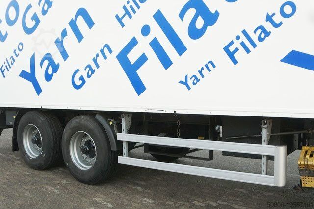 Box-semitrailer SOMMER 2-Achser, elektr. Rolltor, BPW, 11.000mm lang