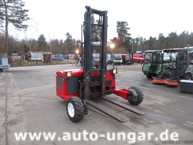 Lastbilmonteret gaffeltruck Moffett M4 M25.4 4-Wege Mitnahmestapler Allrad G