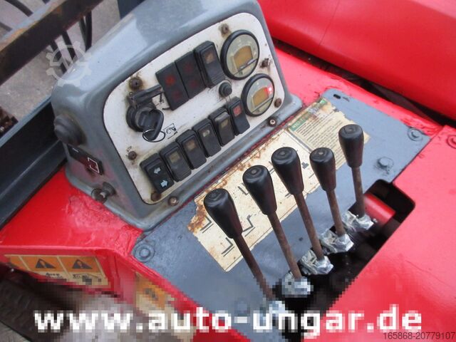 Lastbilmonteret gaffeltruck Moffett M4 M25.4 4-Wege Mitnahmestapler Allrad G