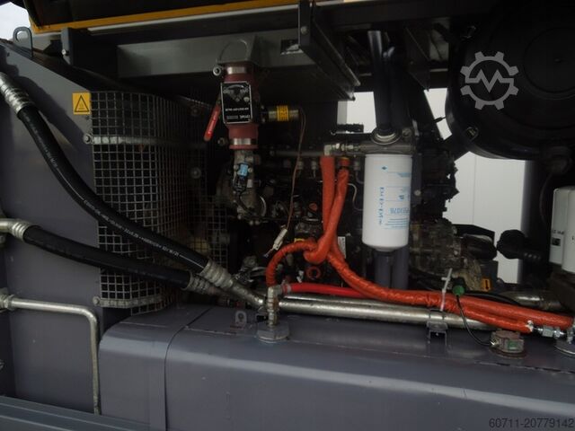 Sprężarkowy tłokowy Atlas Copco XAHS237