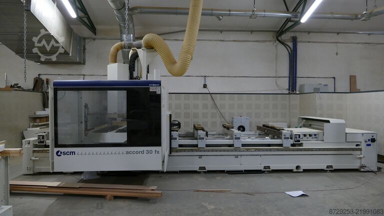 Işleme merkezi SCM ACCORD 30 FX