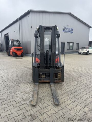 Diesel vorkheftruck Linde H30D-02