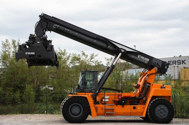 Volle container reachstacker Kalmar DRG450-60C5X