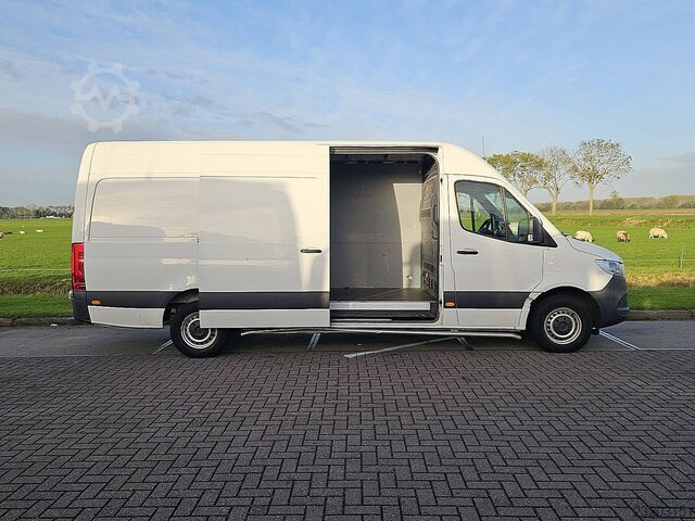 MERCEDES-BENZ SPRINTER 314 L3H2, automatická převodovka, klimatizace, EURO6, tempomat, CarPlay, kame MERCEDES-BENZ SPRINTER 314 L3H2 ac automaat EURO6 cruisecontr...