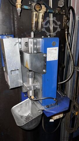 Robô industrial com célula de soldagem Motoman 