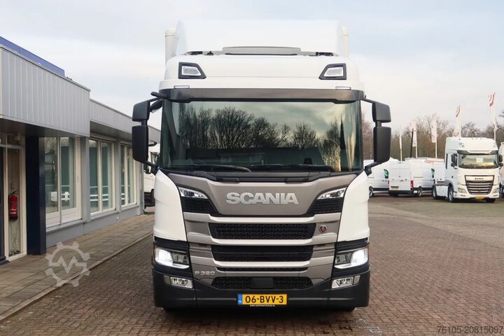 Koffer Scania P320 4X2 Bak + Dhollandia klep 2000 kg 1x bed