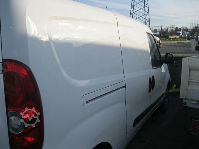 Furgoneta FIAT Doblo Maxi