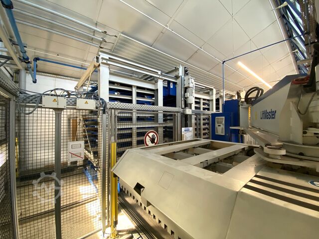 Laserový řezací stroj Trumpf TruLaser 3030 (L20) + LiftMaster + STOPA