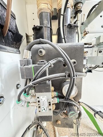 Mašina za ivicu trake BIESSE JADE 240