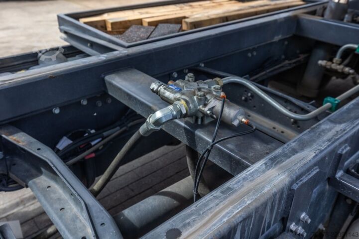 Skraldevogn VOLVO FL 290 - 21.000 KM