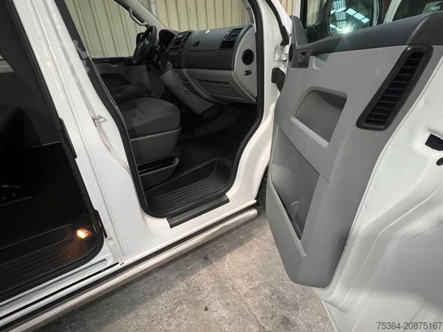 Minibusz VOLKSWAGEN T5 Kombi 2.0 Tdi Lang L2 9Sitzer Automatik Klima
