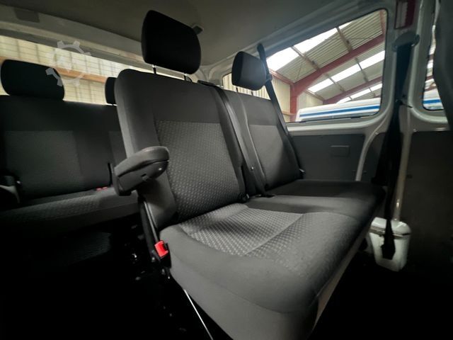 Minibusz VOLKSWAGEN T5 Kombi 2.0 Tdi Lang L2 9Sitzer Automatik Klima