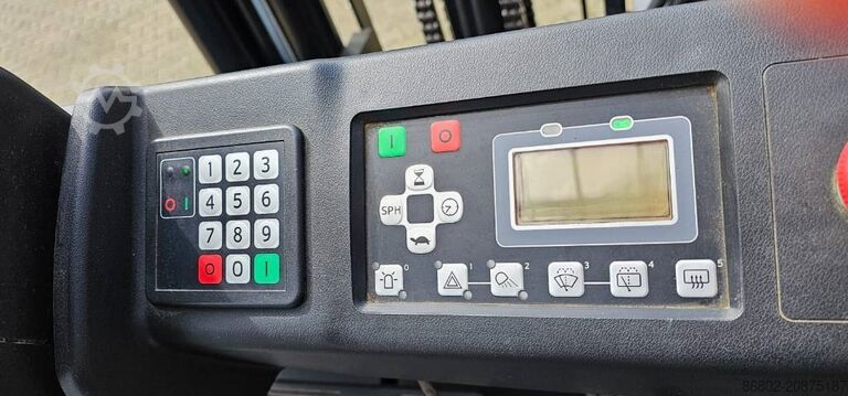 Forklift Toyota 8FBMT40