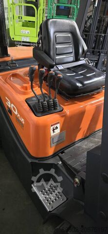 Forklift Doosan D 30 GP