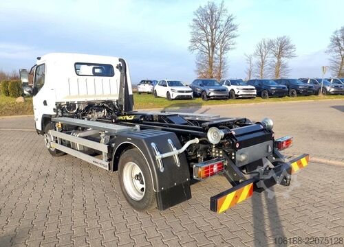 Haakarm vrachtwagen Fuso Canter 9C18 Abrollkipper