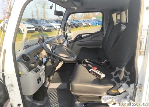 Haakarm vrachtwagen Fuso Canter 9C18 Abrollkipper