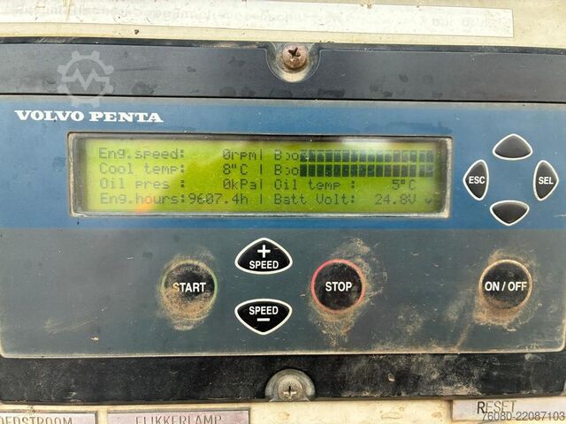 Pojazd ssący Burg URACA KD 716 / VOLVO PENTA TAD942VE (SIHI 2200 ...