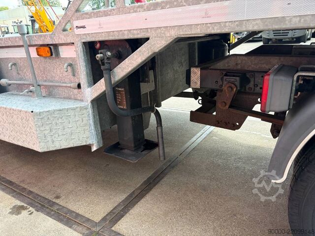 Niska ładowacz Veldhuizen P33-2 Kuipdieplader heftrucks en machines