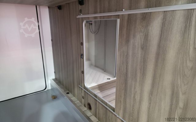 Semi-integrated camper ROLLER TEAM Kronos 234 TL *Vollausstattung* Reduziert!