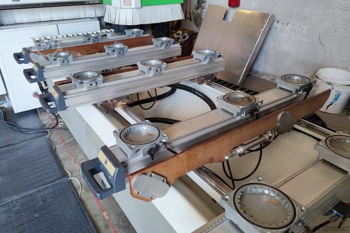 Machining center "BIESSE" model SKILL 300 BIESSE SKILL 300
