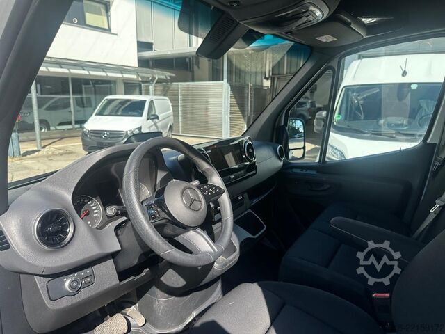 Panel van Mercedes-Benz Sprinter 317 CDI Kasten L2H2 Autom. MBUXNavi Kam