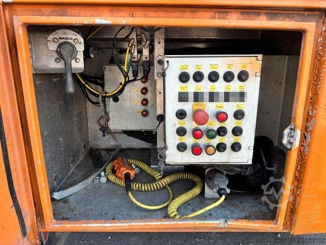 Veetrailer oplegger Finkl SAV35 4.Stock Hubdach Lift Tränke Tridec