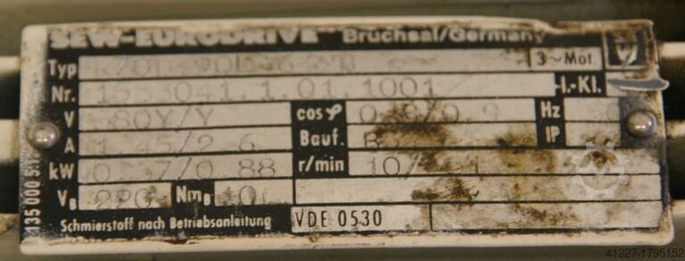 Geared motor 0.37/0.88 kW 10/20 rpm SEW-EURODRIVE R70D90