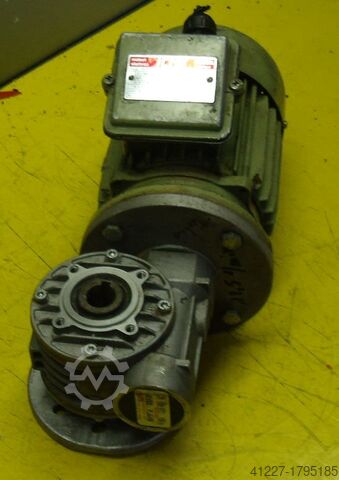 Motorreductor de 0,37 kW, 18,5 rpm Icme T71 B4