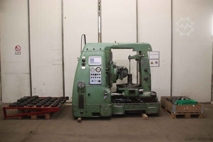 Gear hobbing machine Liebherr SS 5- K/500